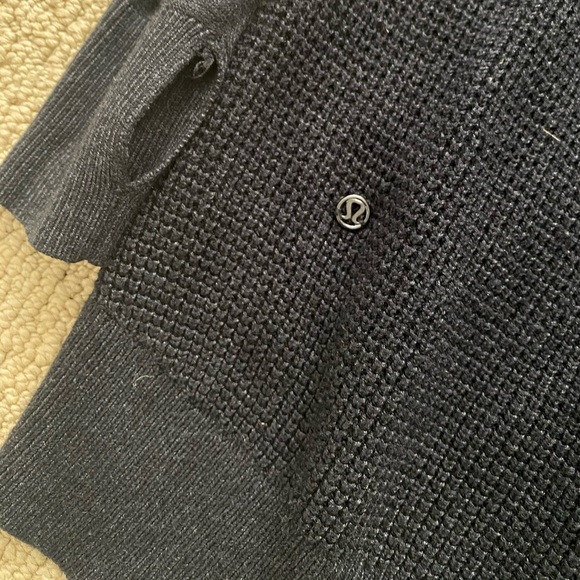 Lululemon The Sweater Life heathered black 4 - Picture 11 of 12